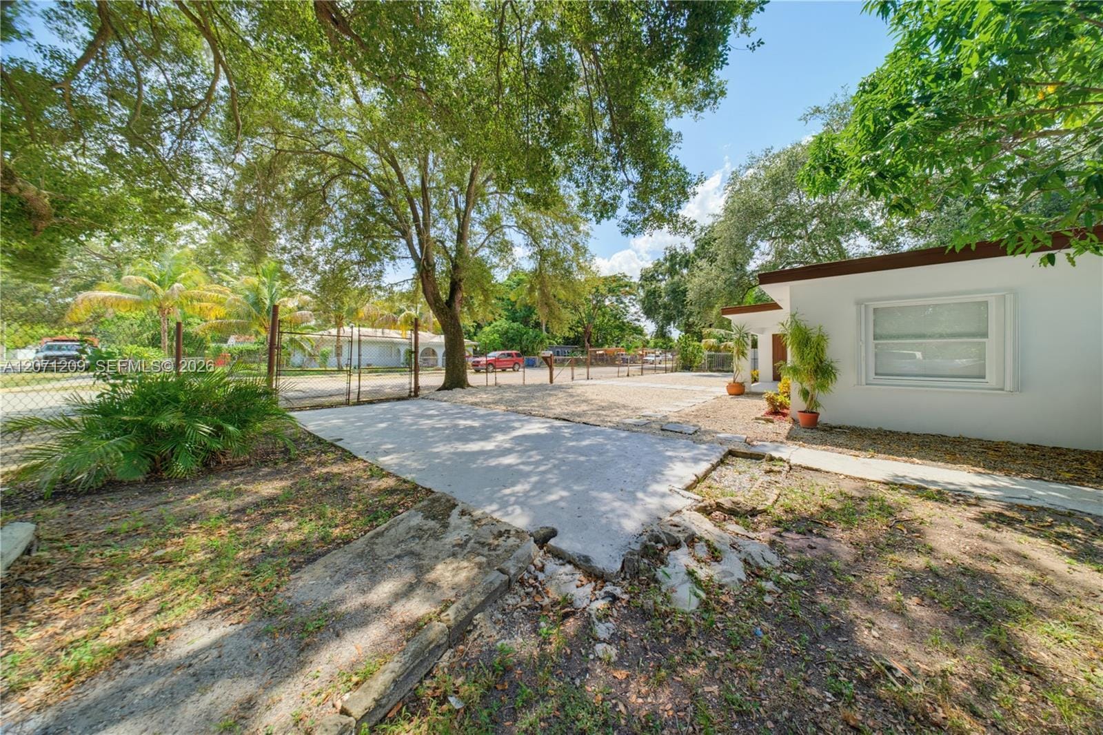 2101 NW 93rd Terrace, Miami, FL 33147 photo 5