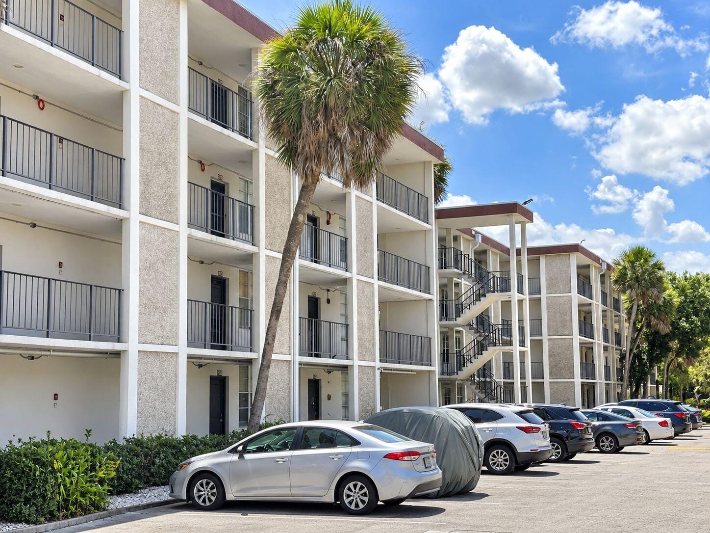 2650 NW 49TH Avenue 118, Lauderdale Lakes, FL 33313