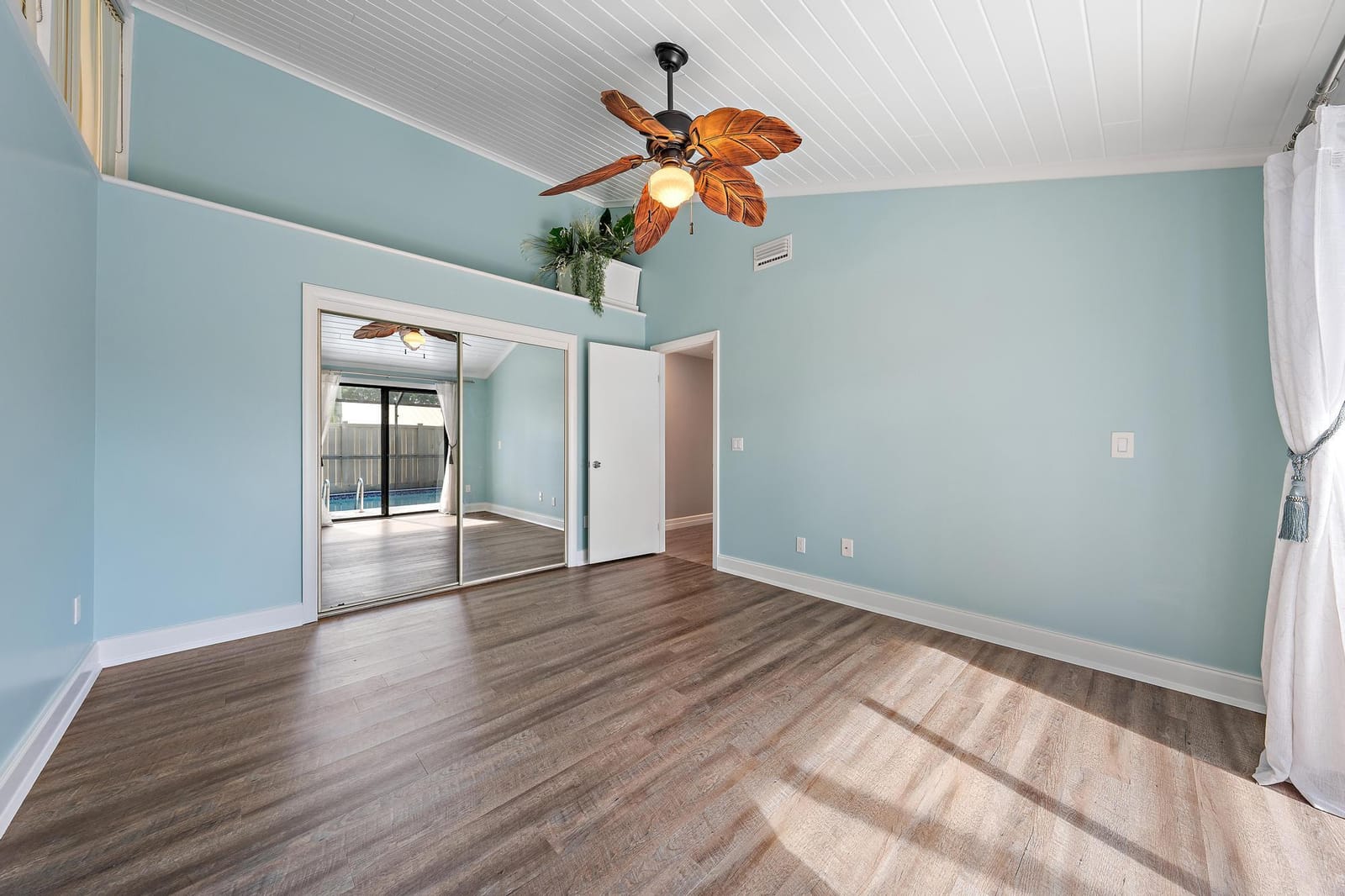 5896 Golden Eagle Circle — photo 11