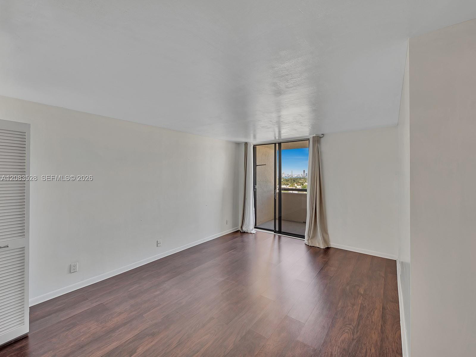 2555 Collins Avenue 1604, Miami Beach, FL 33140 photo 27