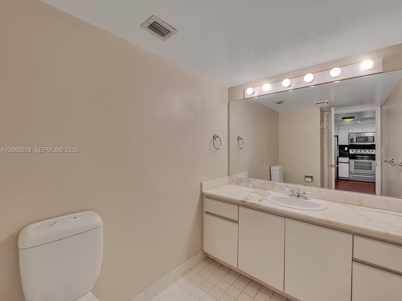 2555 Collins Avenue 1604, Miami Beach, FL 33140 photo 28