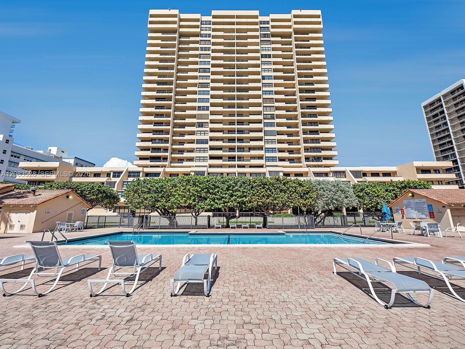 2555 Collins Avenue 1604 — photo 4