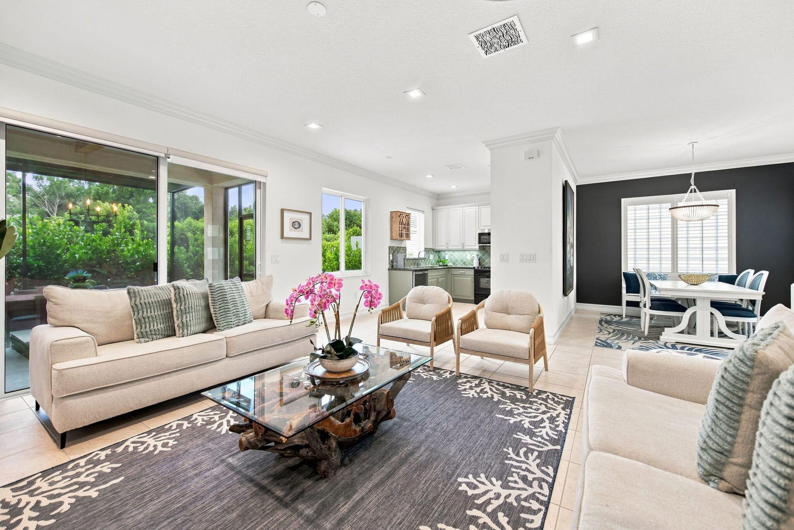 7830 JEWELWOOD Drive — photo 9