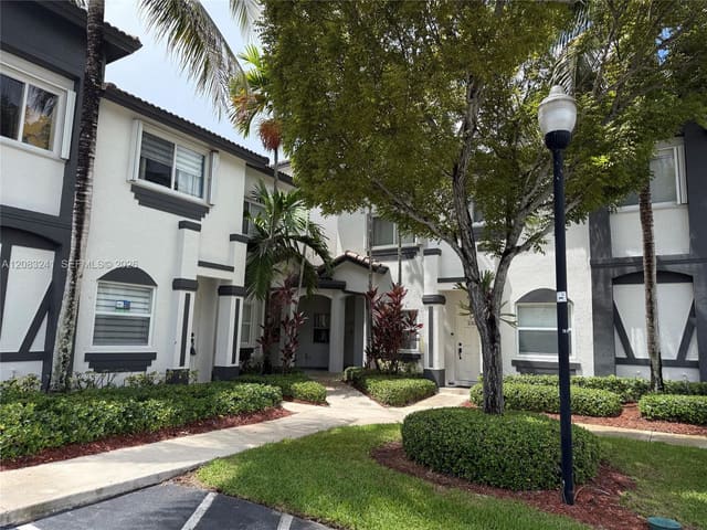 2324 SE 23rd Road 2324, Homestead, FL 33035