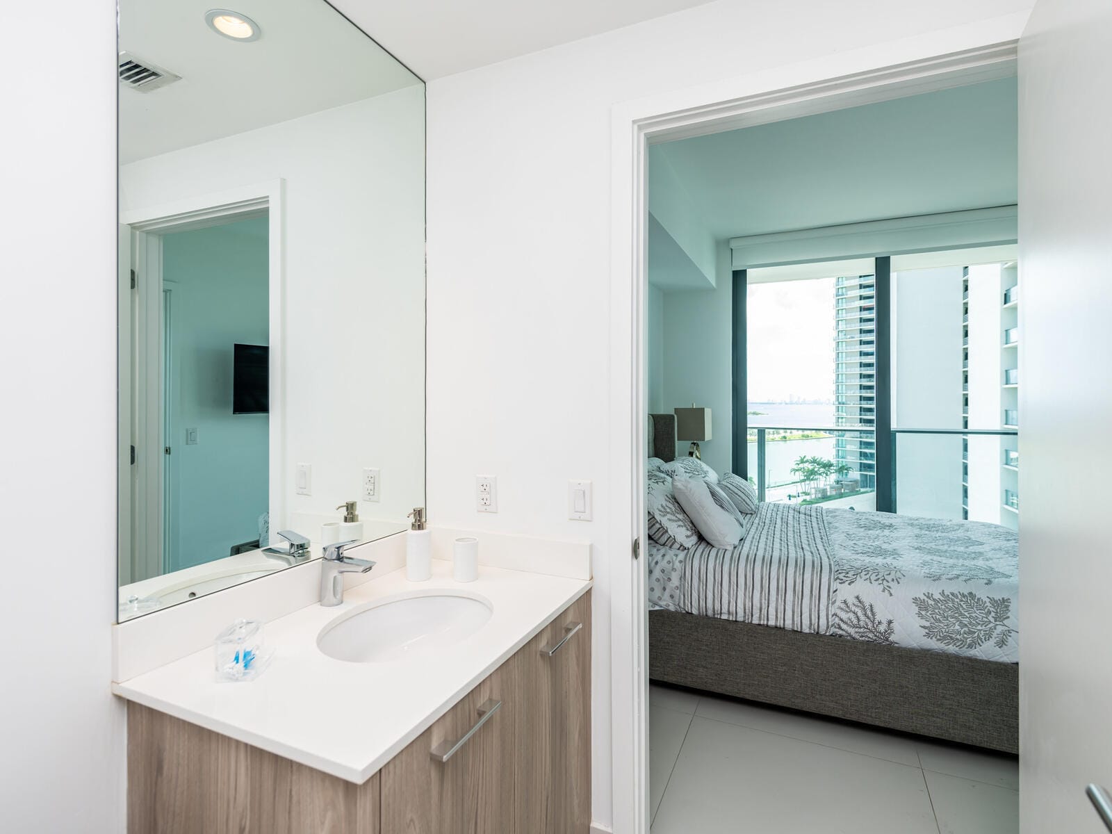 501 NE 31st Street 1506, Miami, FL 33137 photo 22