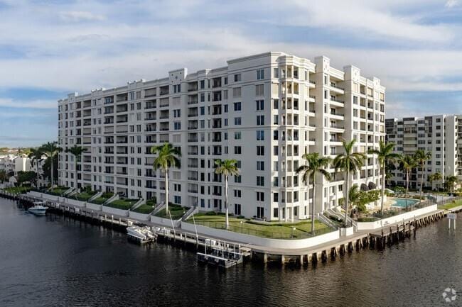 2880 NE 14th Street Causeway 413, Pompano Beach, FL 33062