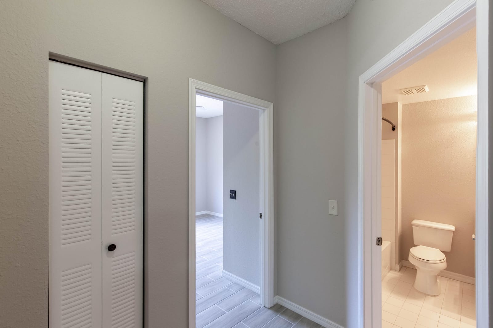 350 Crestwood Circle 203, Royal Palm Beach, FL 33411 photo 10