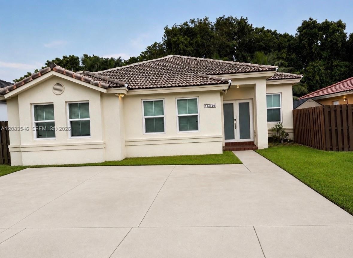 16240 SW 83rd Lane, Miami, FL 33193