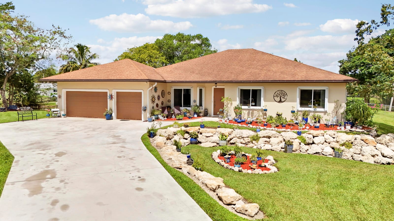 20231 SW 49TH Court