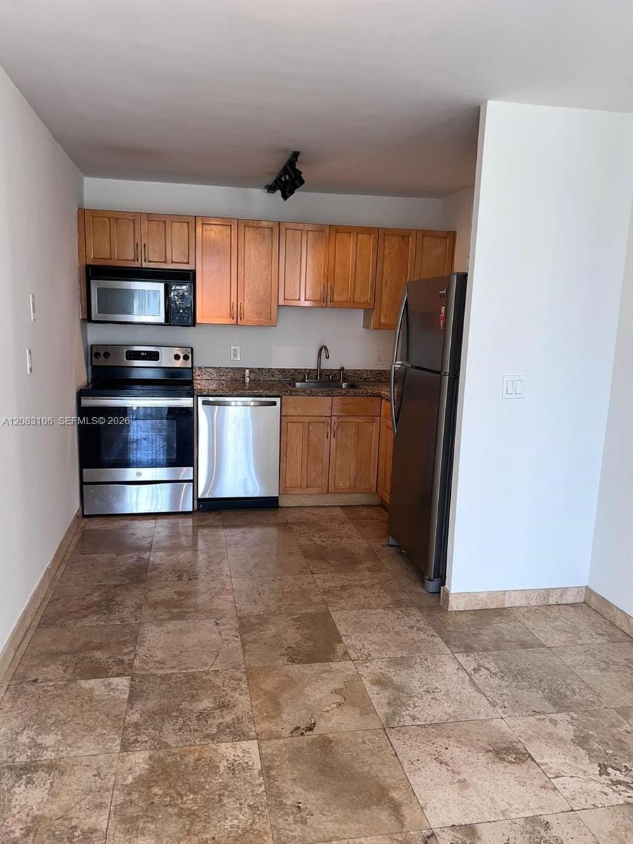 1801 S Treasure Drive 429 — photo 2