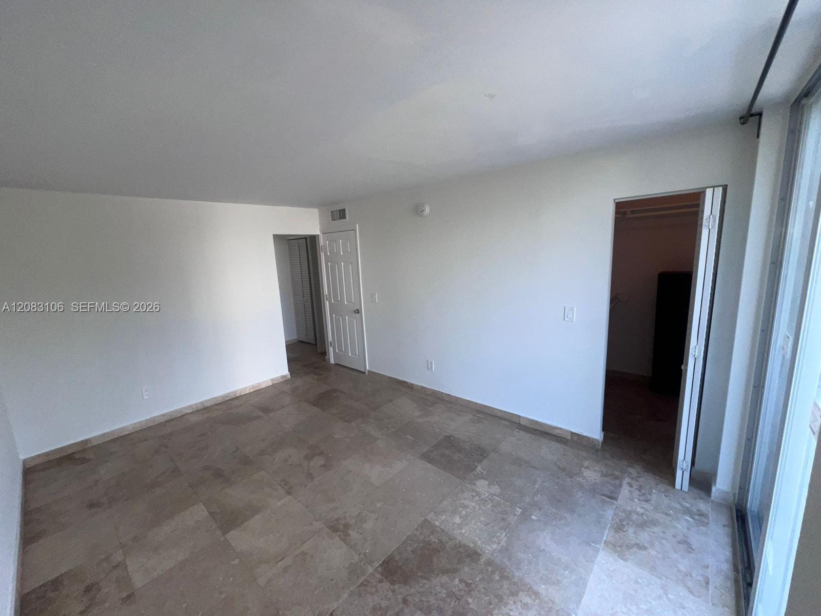 1801 S Treasure Drive 429 — photo 8
