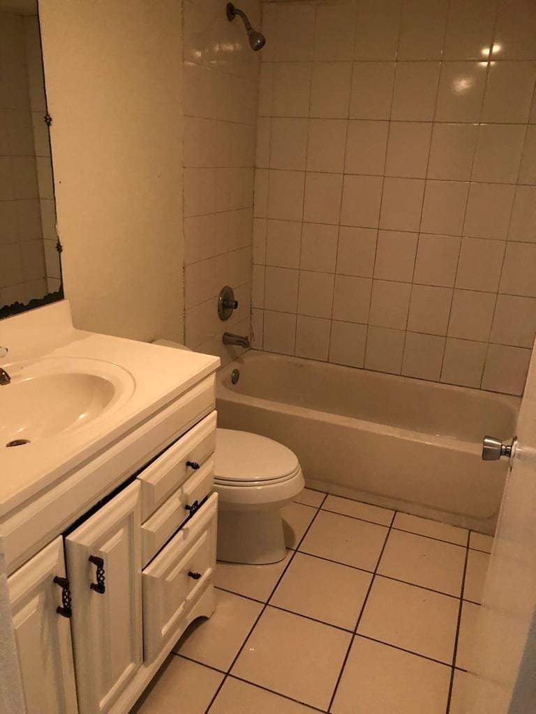 1302 NW 9TH Avenue — photo 3