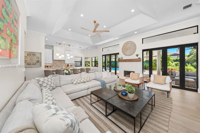 7250 SW 99th Street, Pinecrest, FL 33156