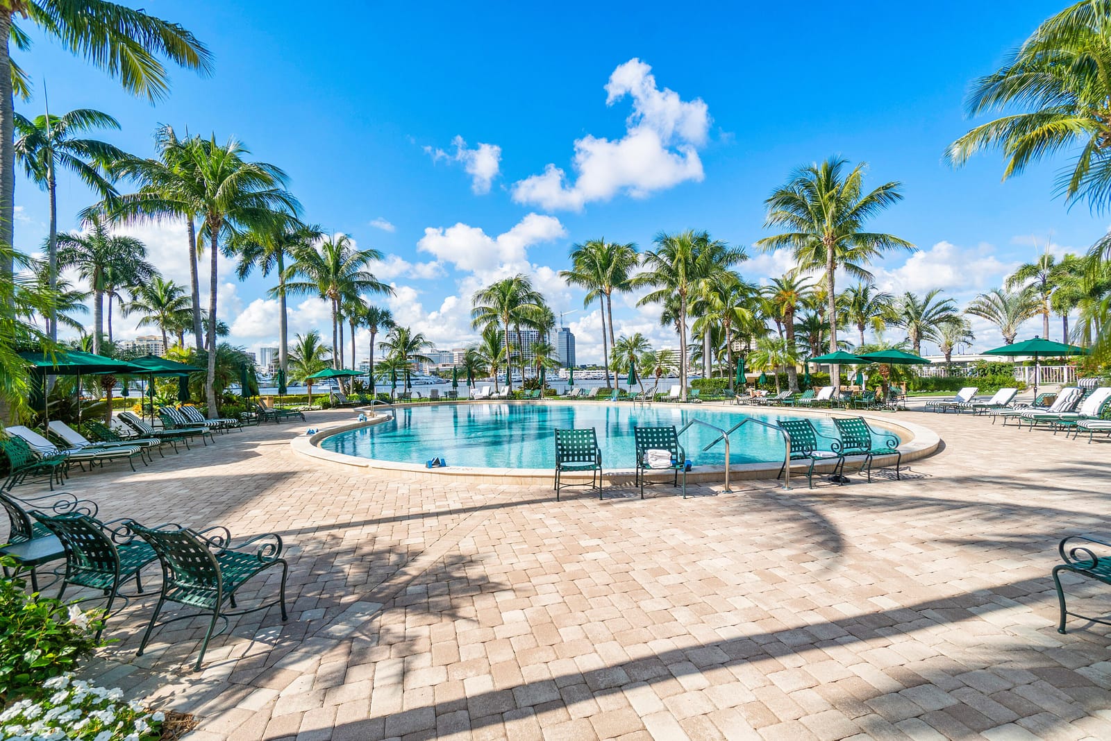 44 COCOANUT Row 526B, Palm Beach, FL 33480 photo 20
