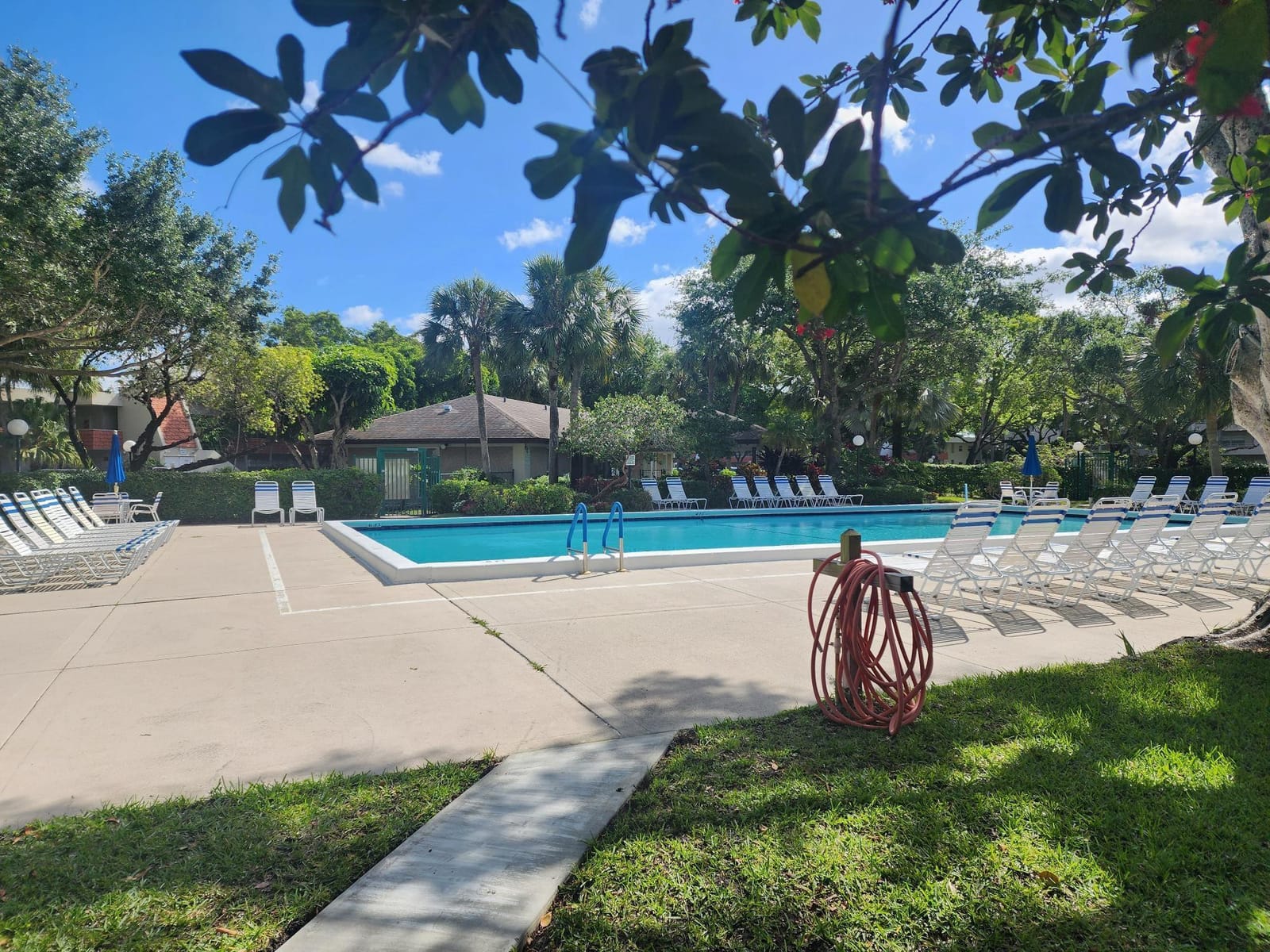 805 CYPRESS Boulevard 109, Pompano Beach, FL 33069
