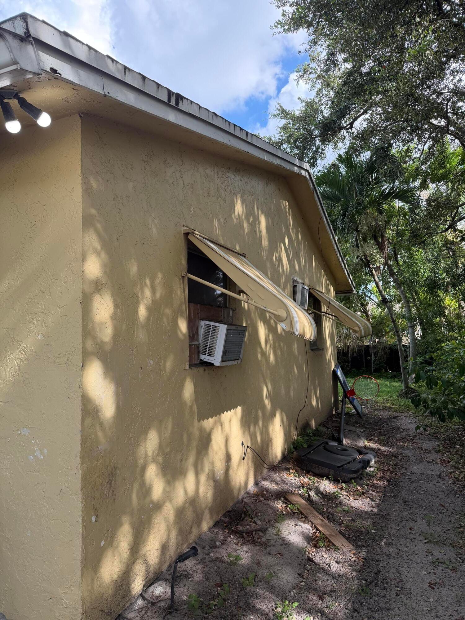 2605 NW 14TH Street — photo 11