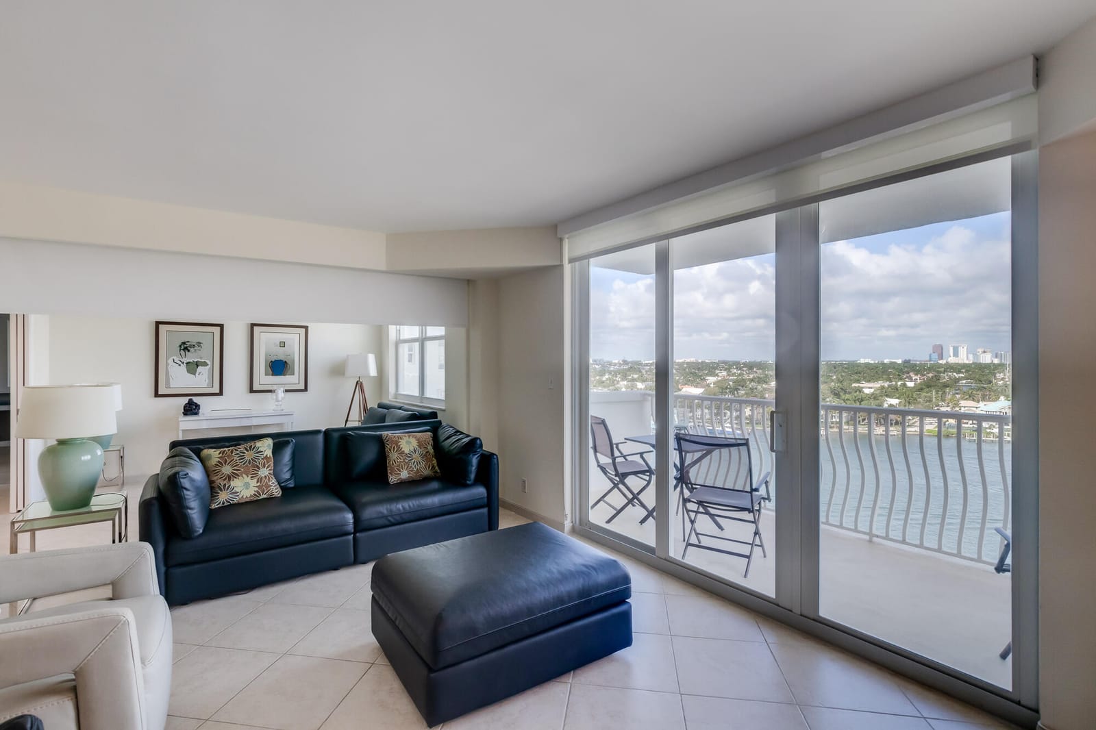 1 LAS OLAS Circle 1105 — photo 10