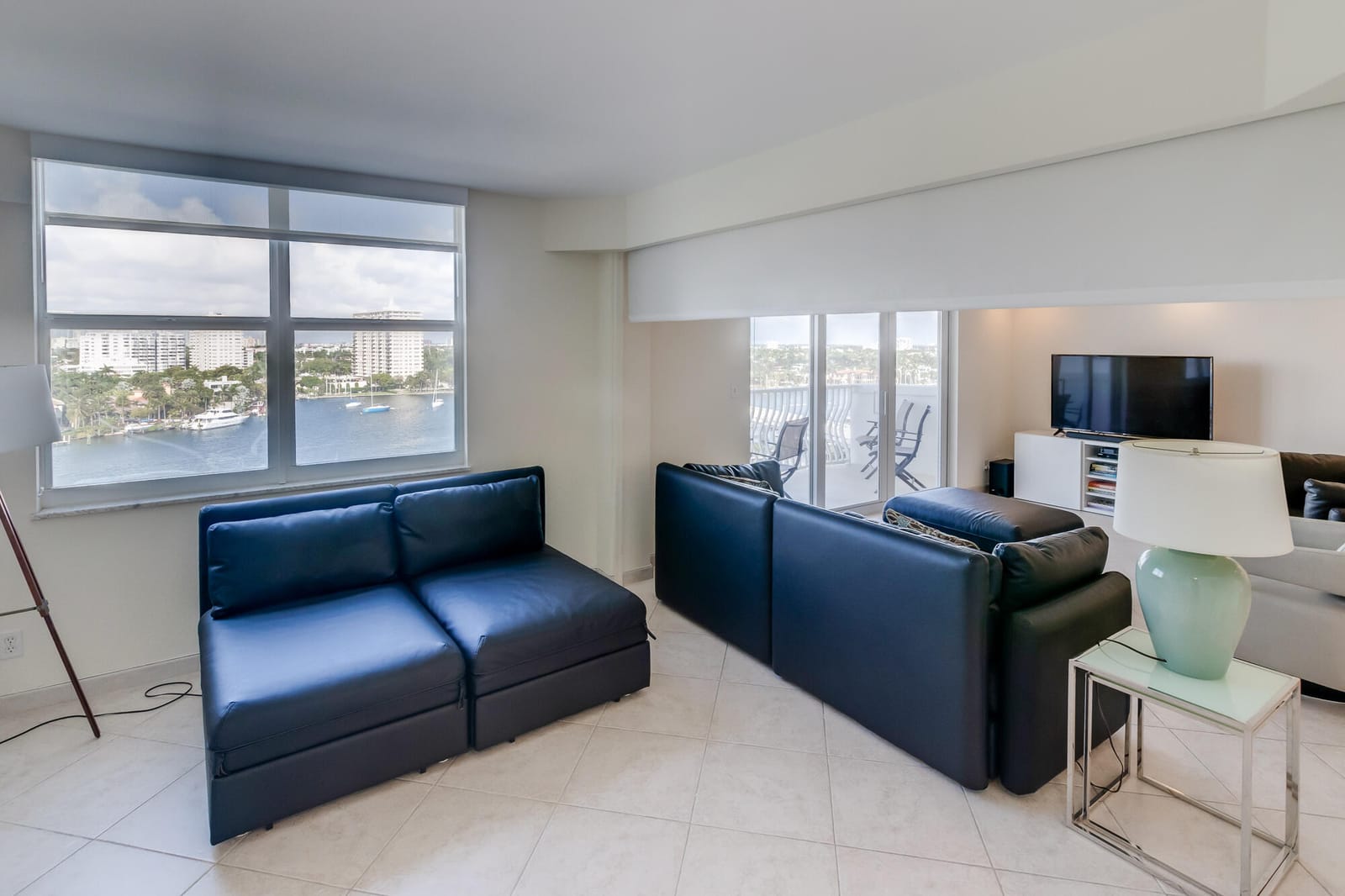 1 LAS OLAS Circle 1105 — photo 12