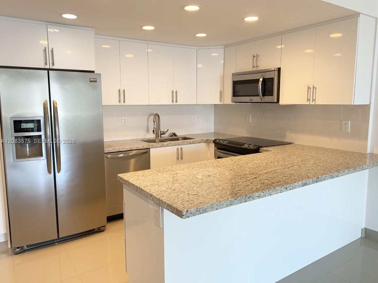 19390 Collins Avenue 805 — photo 4