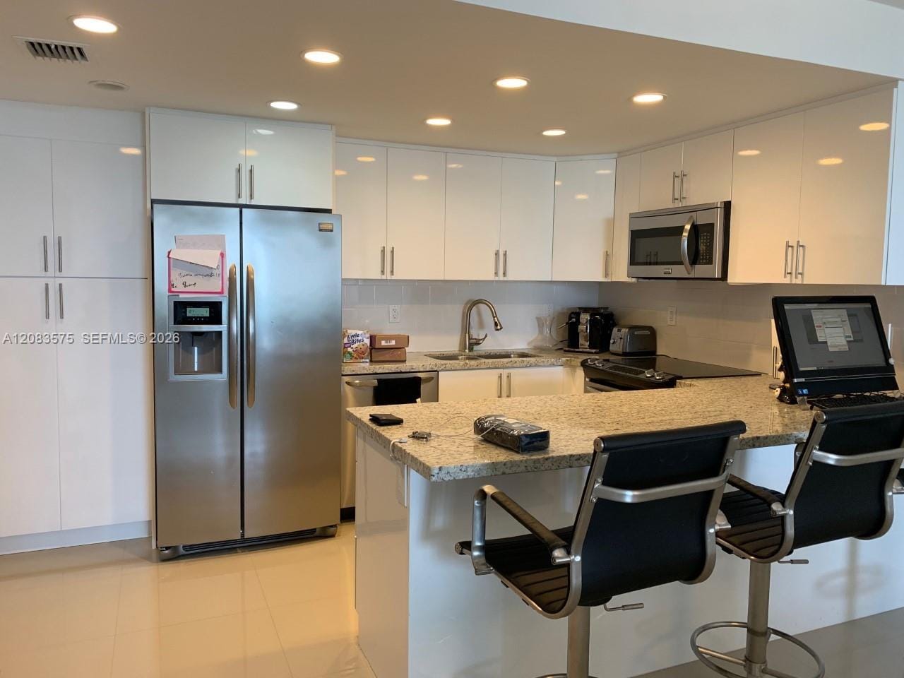 19390 Collins Avenue 805 — photo 5