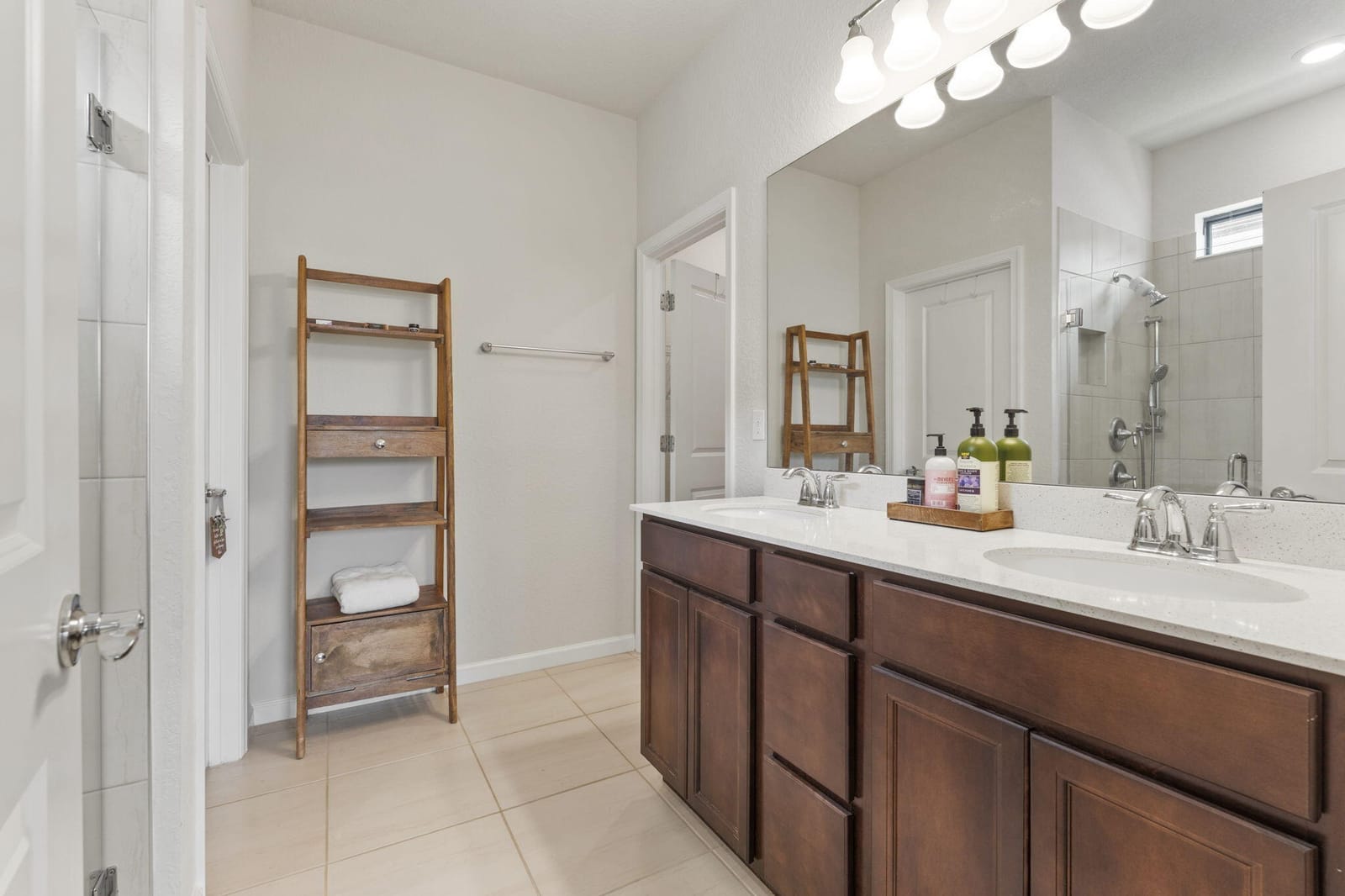 535 SE VILLANDRY Way — photo 12