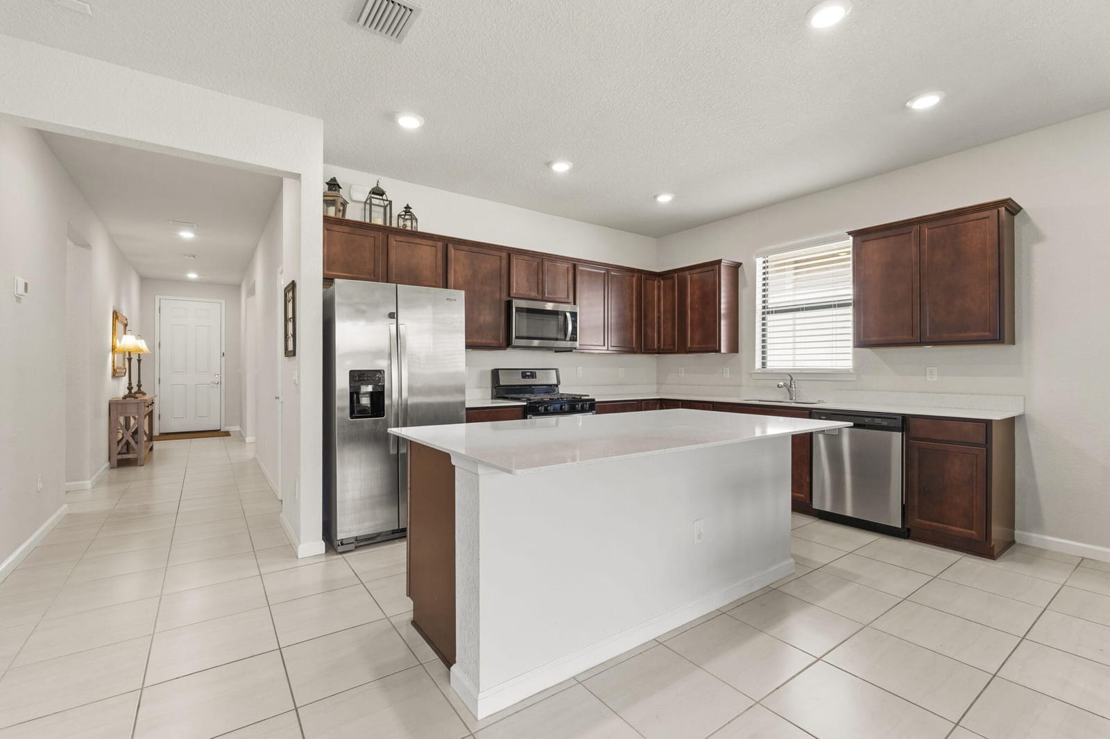 535 SE VILLANDRY Way — photo 5