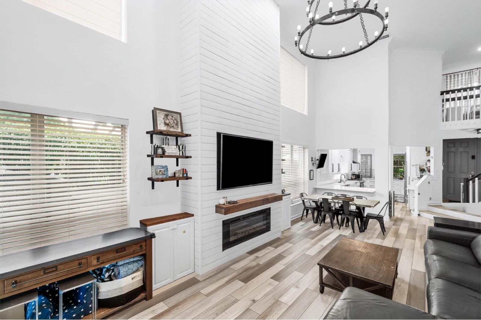 5705 NW 42ND Court — photo 8