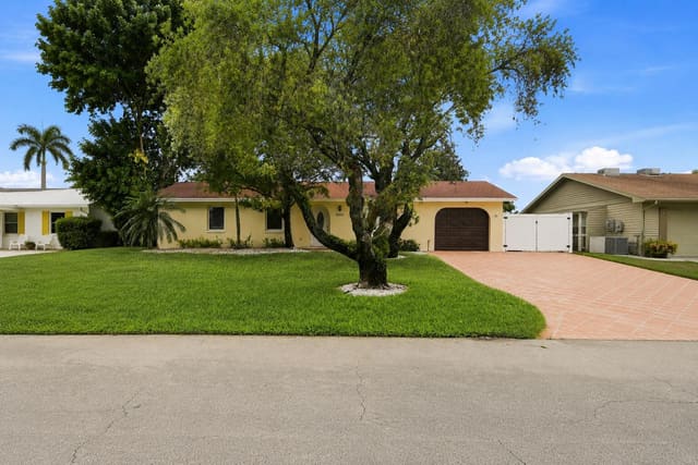 3606 Dorrit Avenue, sold in ZIP 33436, Boynton Beach, FL