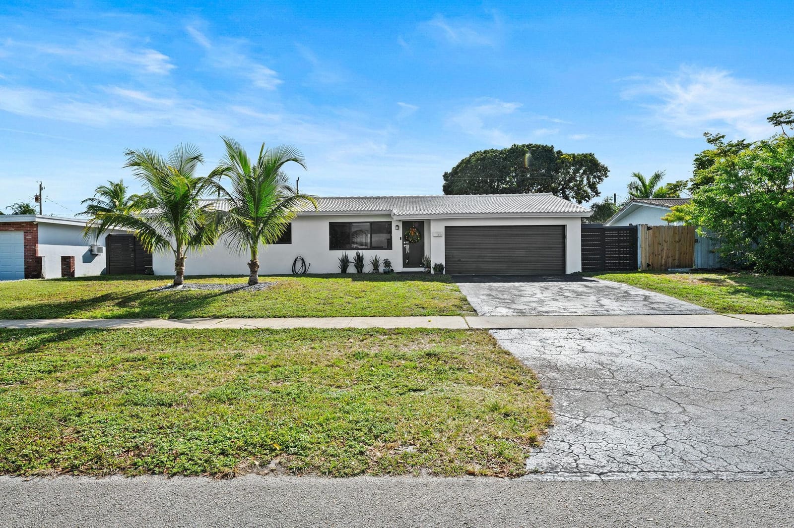 Pending home at 4314 Roosevelt Street, Hollywood, FL 33021