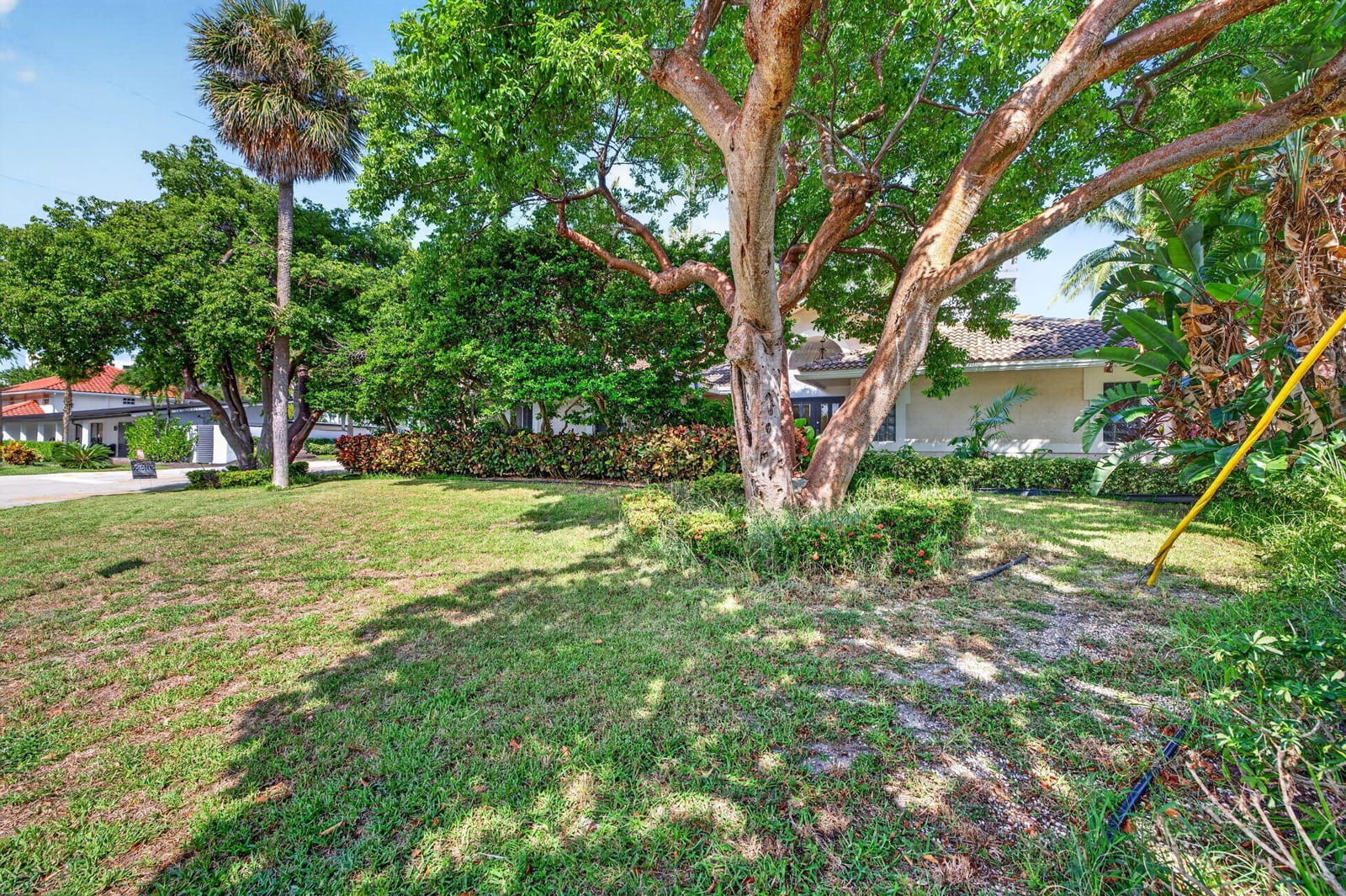 1920 E Terra Mar Drive, Lauderdale-By-The-Sea, FL 33062 photo 1