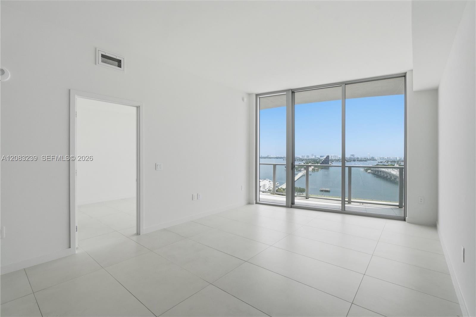 1400 Biscayne Boulevard 2104, Miami, FL 33132