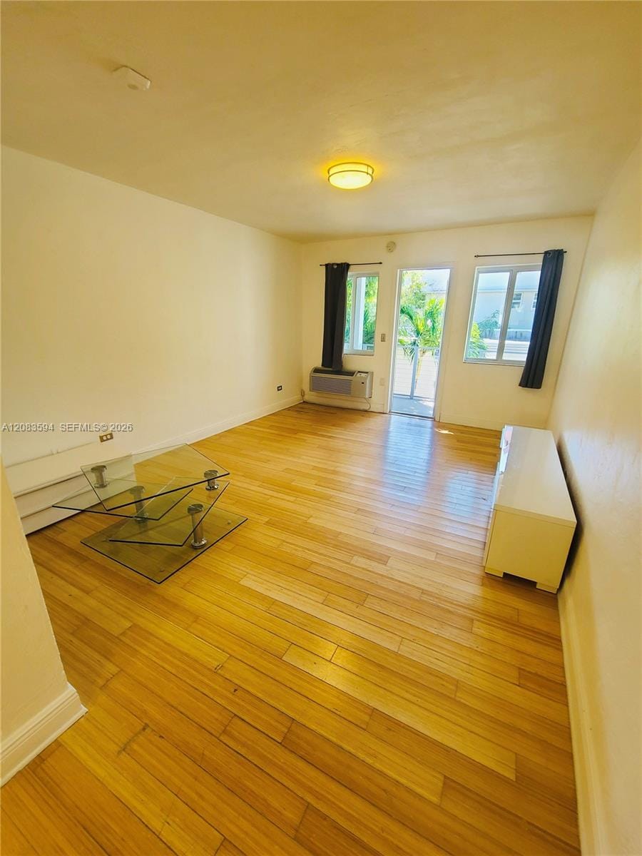 220 Collins Avenue 8B — photo 3