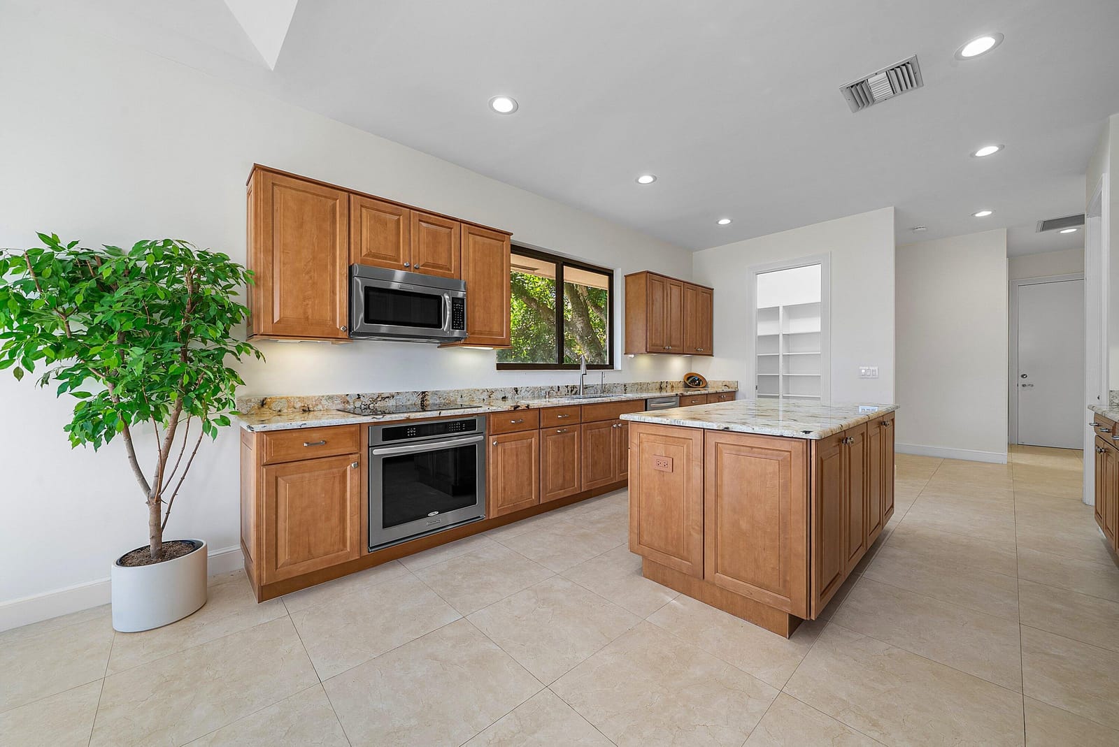 4044 PACAYA Circle, Boca Raton, FL 33487 photo 13