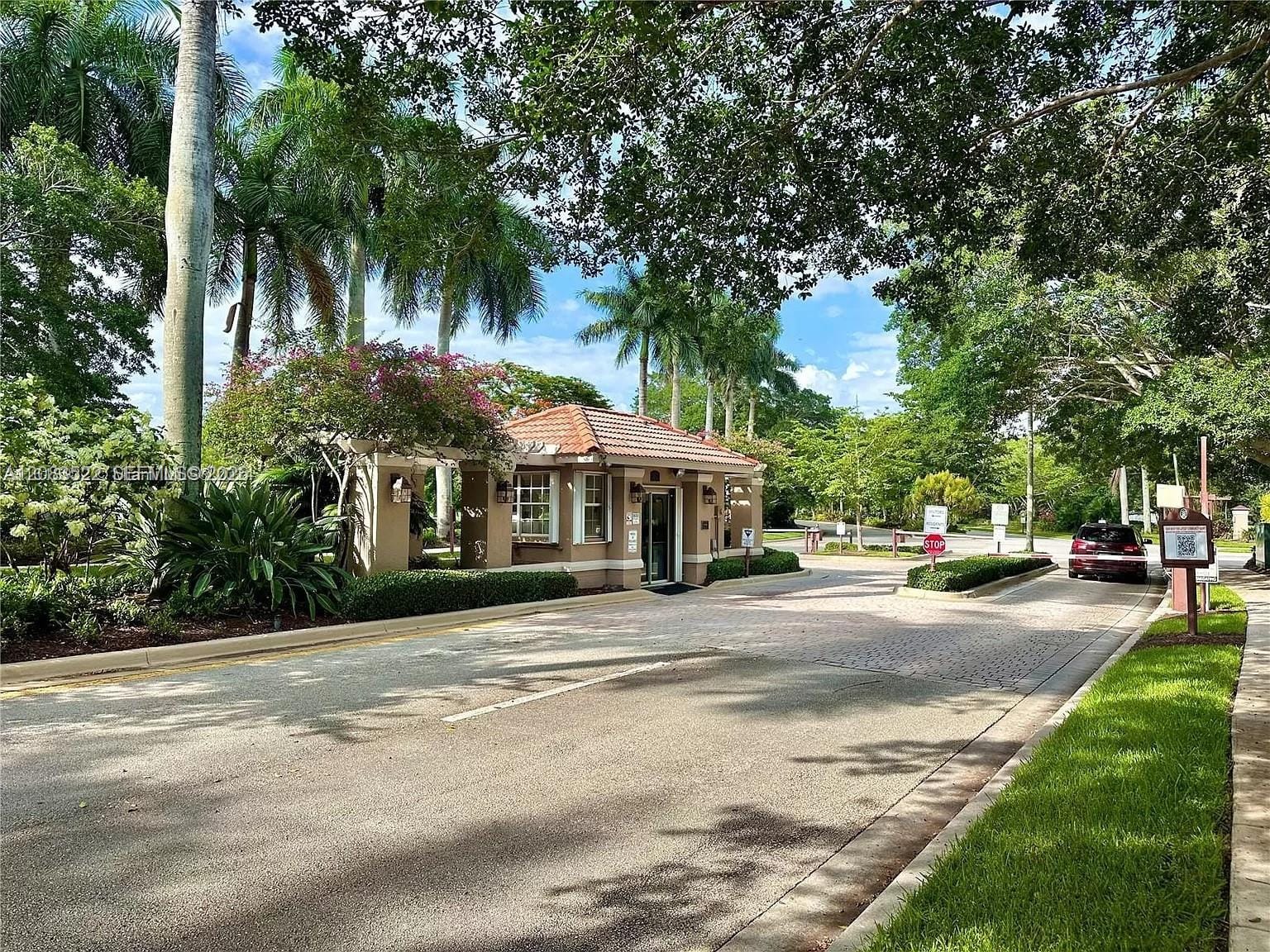 412 Cameron Drive, Weston, FL 33326 photo 19