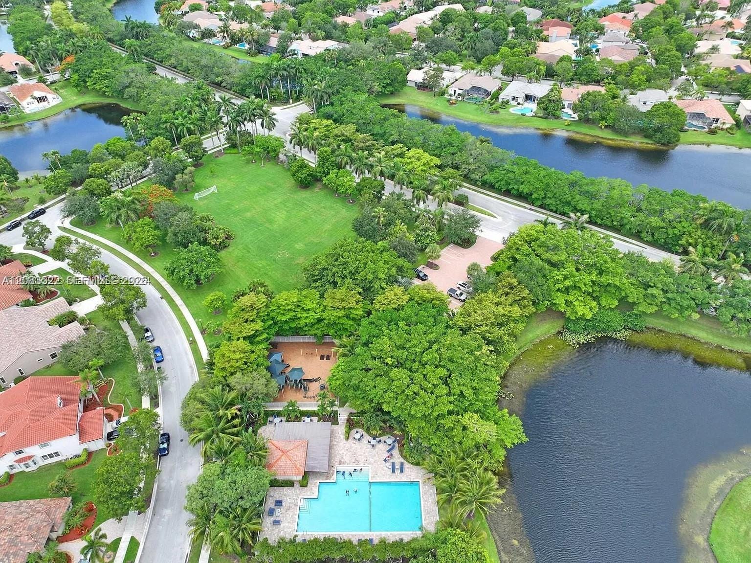 412 Cameron Drive, Weston, FL 33326 photo 20