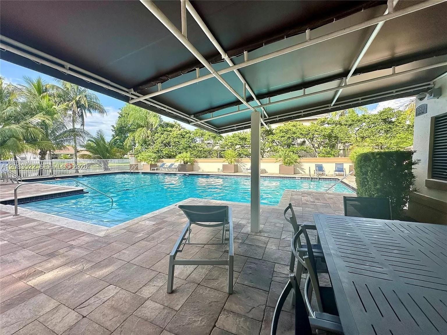 412 Cameron Drive, Weston, FL 33326 photo 21