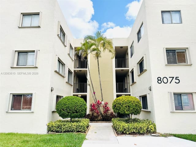 8075 SW 107th Avenue 123, Miami, FL 33173