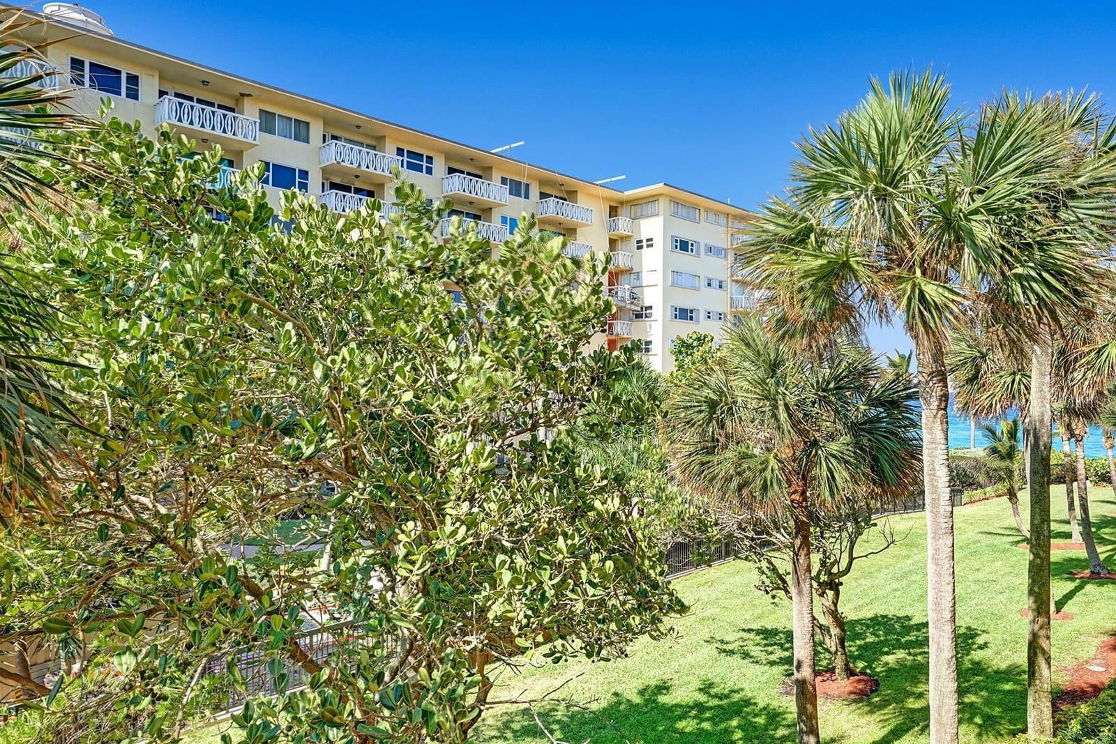 1167 Hillsboro Mile 206, Hillsboro Beach, FL 33062 photo 28
