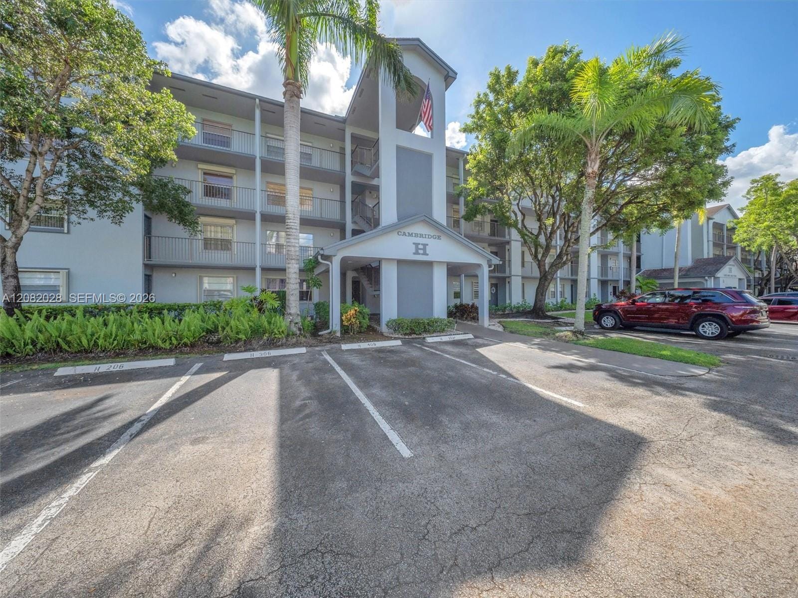 1401 SW 128th Terrace 304H, Pembroke Pines, FL 33027