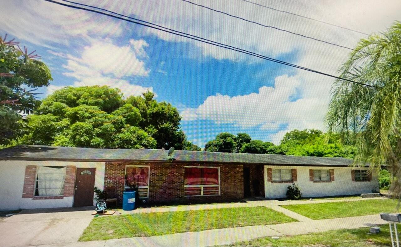 601 N 18TH Street, Fort Pierce, FL 34950