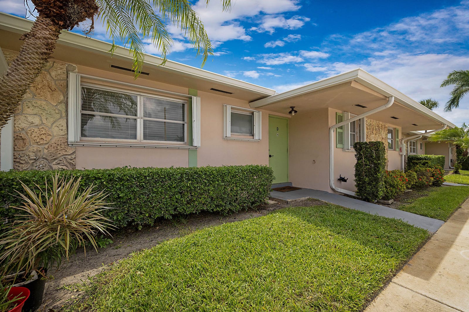 2688 Dudley Drive E D, West Palm Beach, FL 33415 photo 2