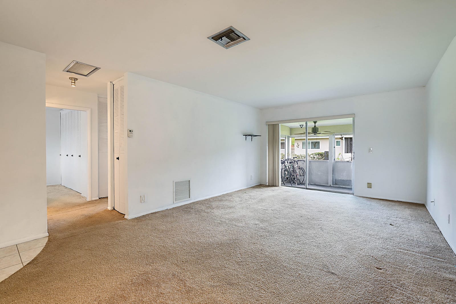 2688 Dudley Drive E D, West Palm Beach, FL 33415 photo 4
