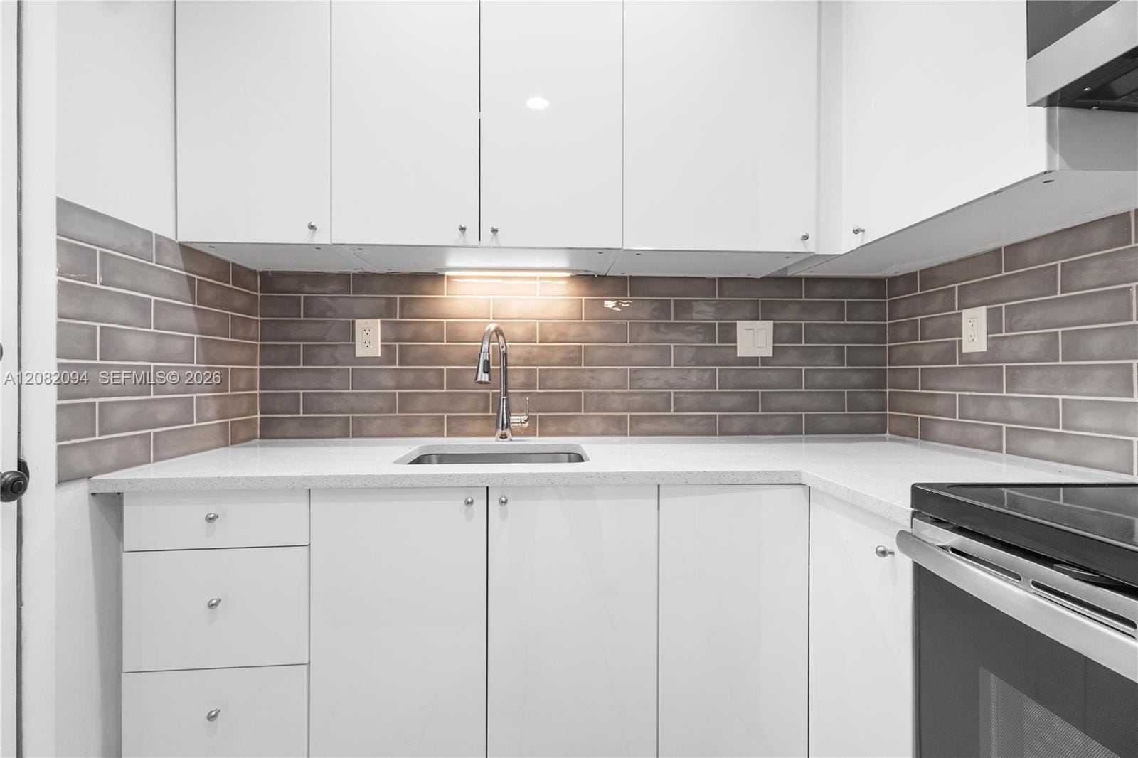 3040 NE 16th Avenue 104 — photo 11