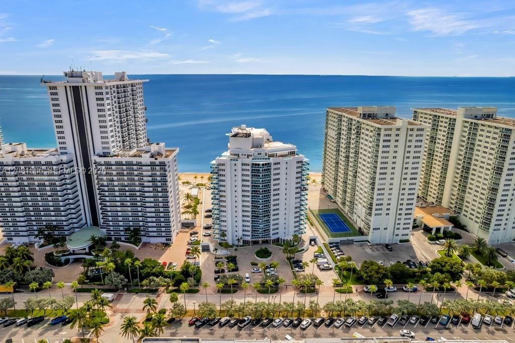 3430 Galt Ocean Drive 305 — photo 1