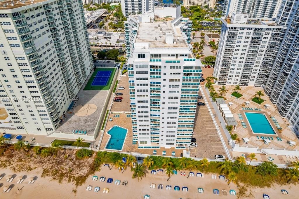 3430 Galt Ocean Drive 305 — photo 4