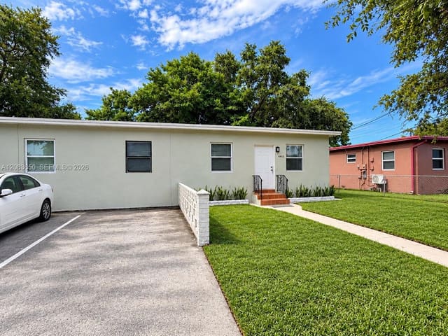 2027 NW 91st Street 2025, Miami, FL 33147