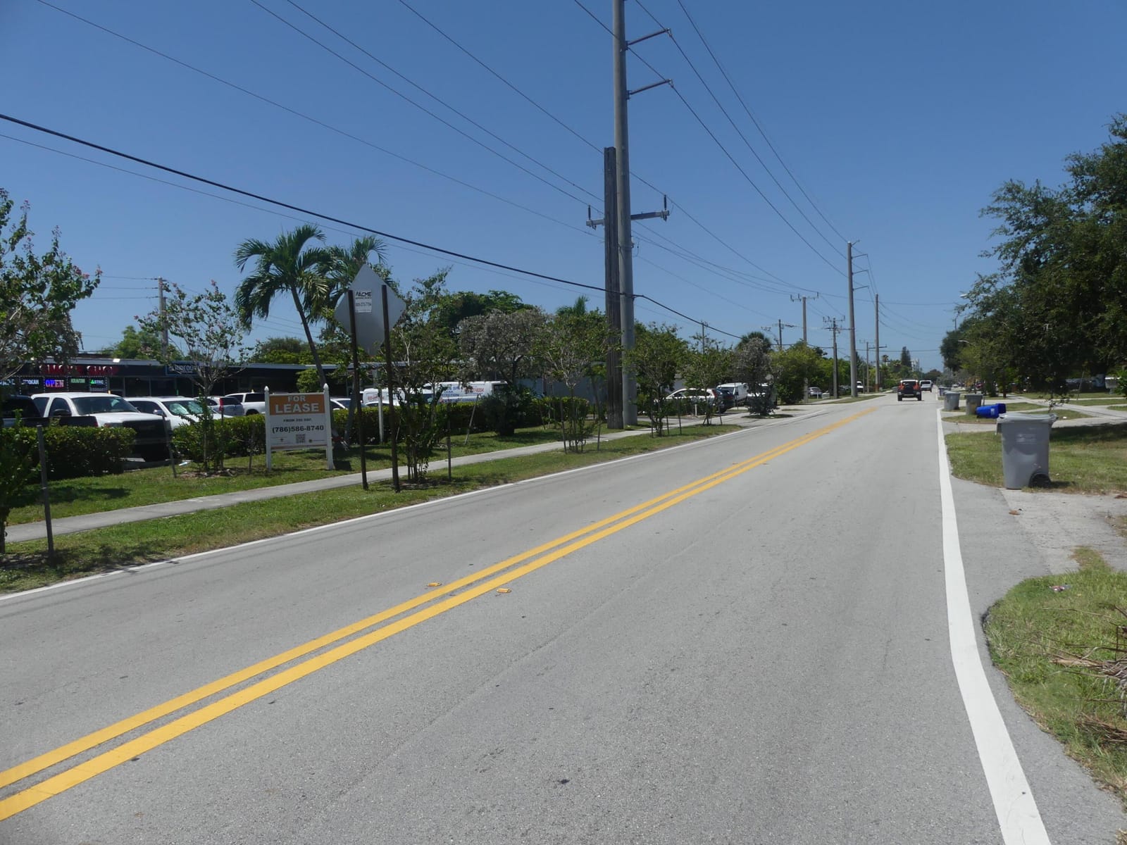 131 SW 15TH Street 1-3, Pompano Beach, FL 33060