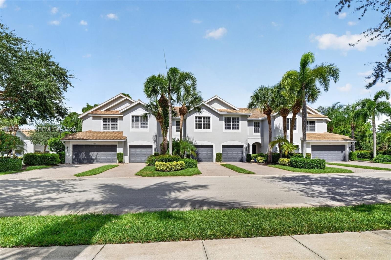 15995 Caldera Lane, FL 34110