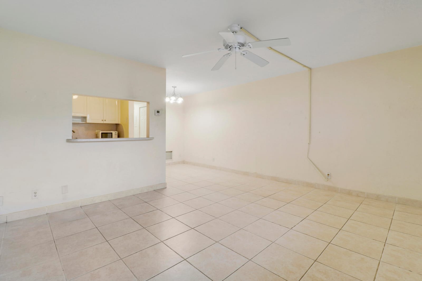 3040 LAKE OSBORNE Drive 109 — photo 8