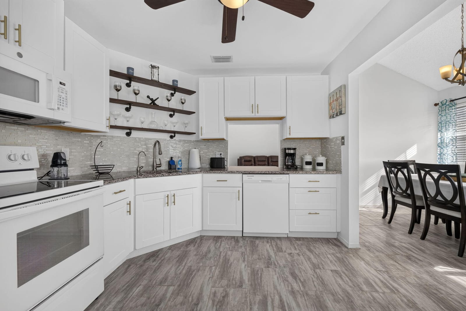 1975 WESTMINSTER Circle 4, Vero Beach, FL 32966 photo 11